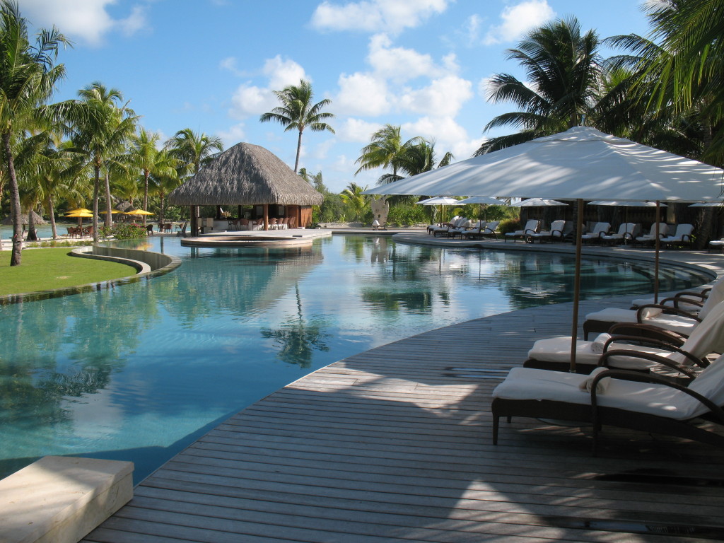 Four Seasons Bora Bora pool - EzTravelPad